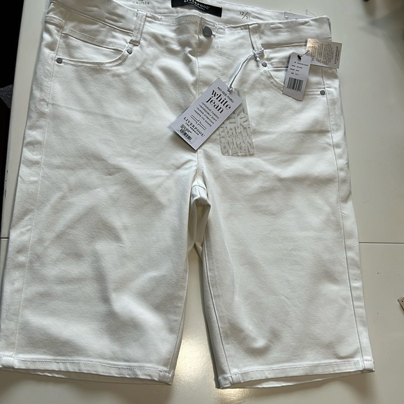 Liverpool The Gia Cruiser Pull On No See Through White Jean Shorts Size 12 - Picture 2 of 10